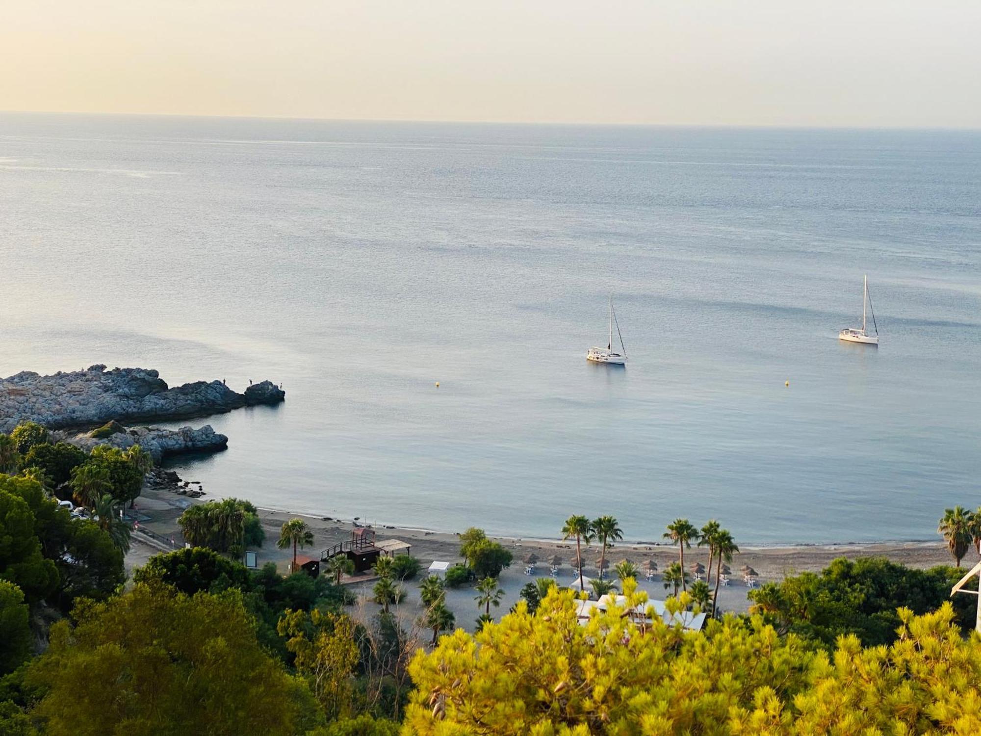 Jardines De Adnania En Marina Del Este Con Vista Al Mar Ada La Herradura  Eksteriør billede