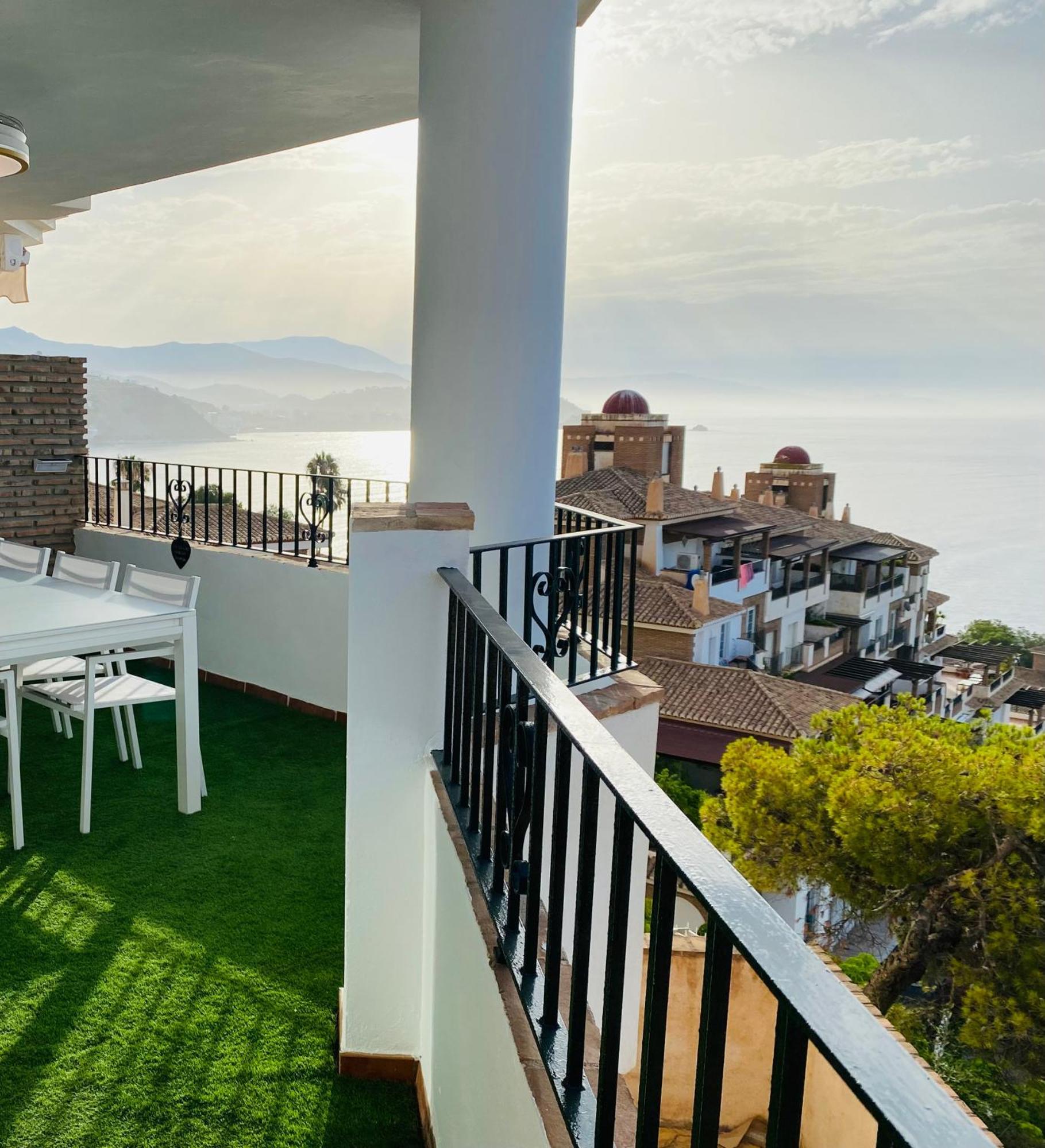 Jardines De Adnania En Marina Del Este Con Vista Al Mar Ada La Herradura  Eksteriør billede